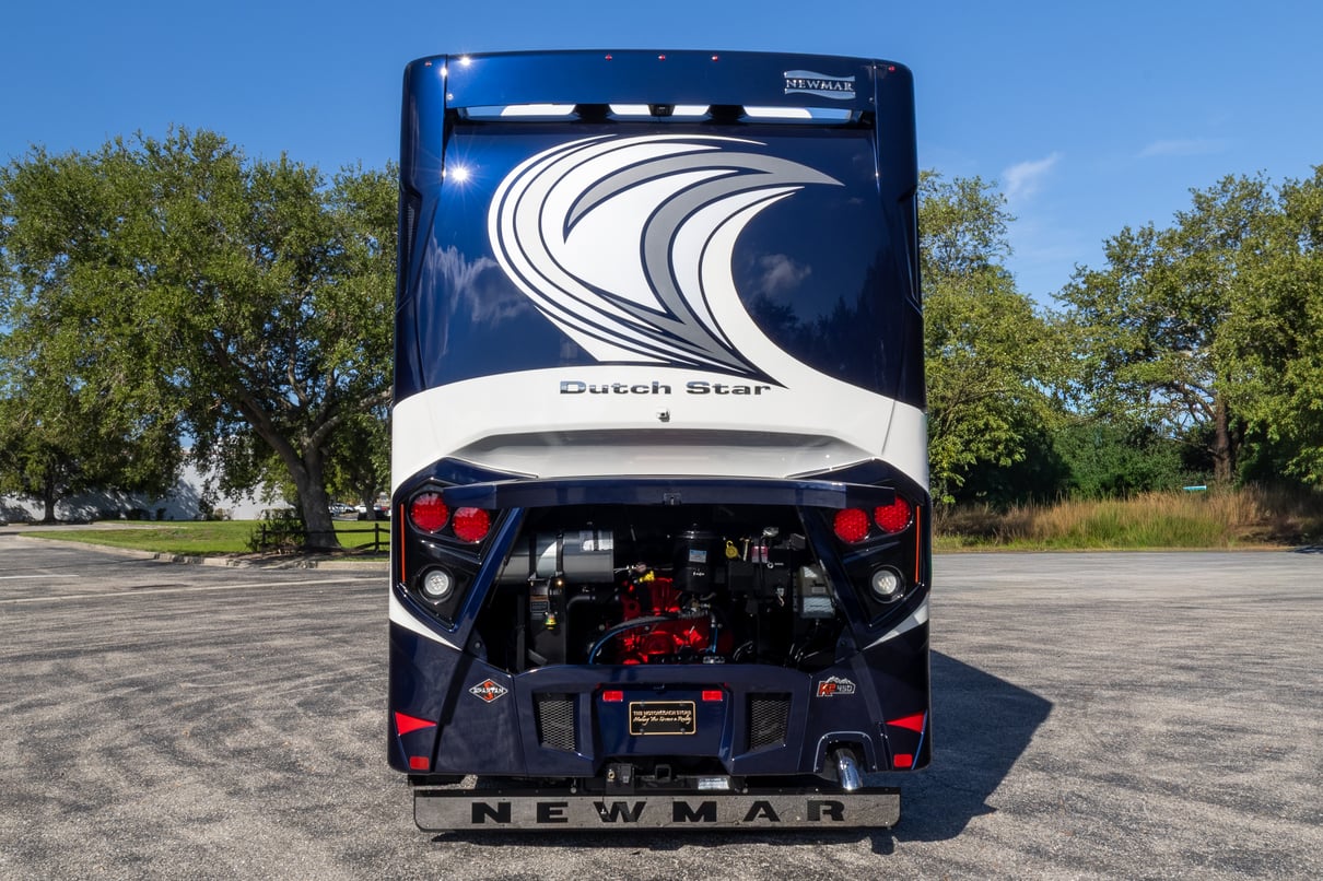 2022 Newmar Dutch Star 4081 gallery image-47