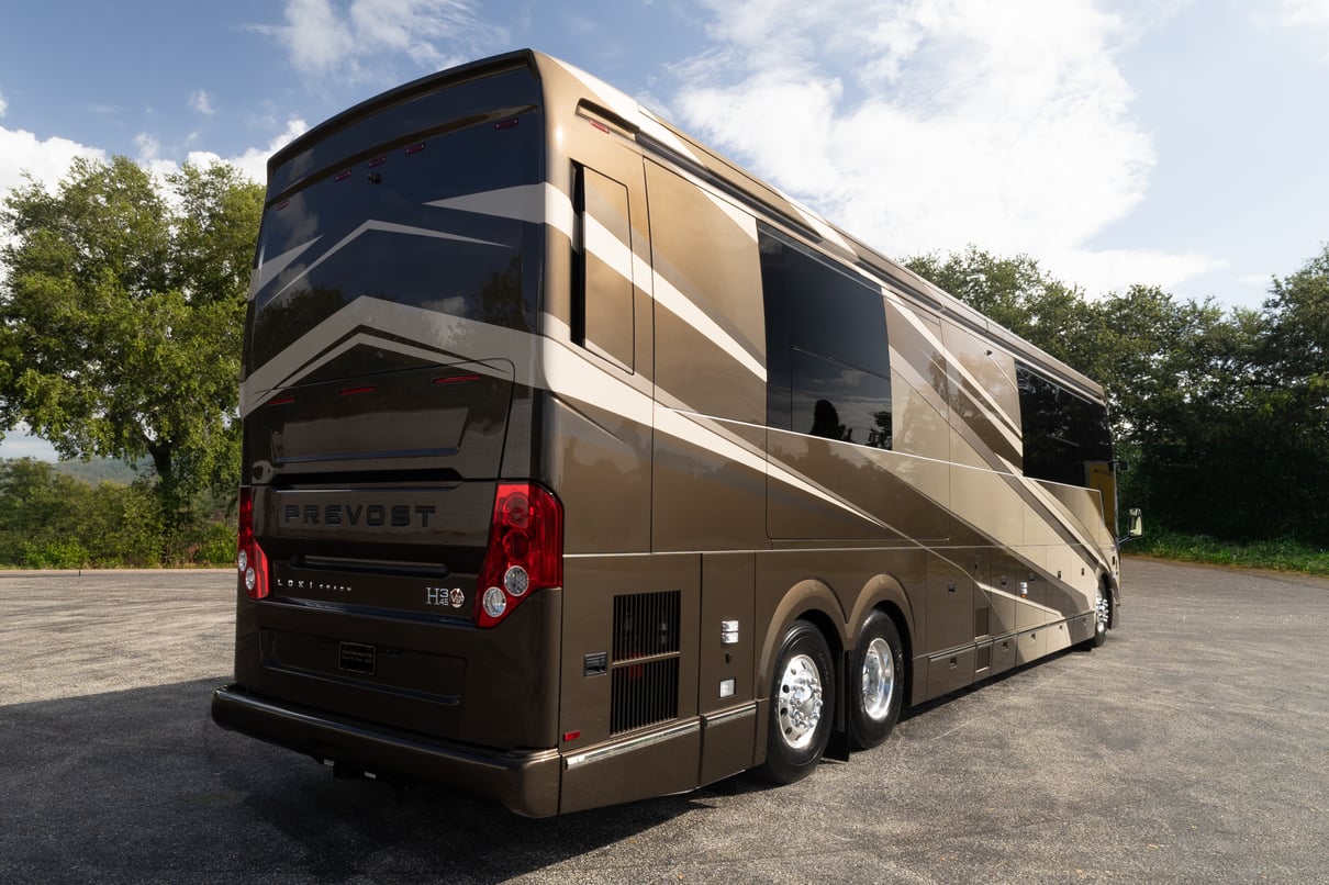 2027 Prevost Loki H3 45 gallery image-5