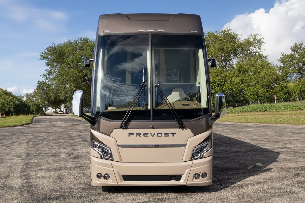2027 Prevost Loki H3 45 gallery image-12