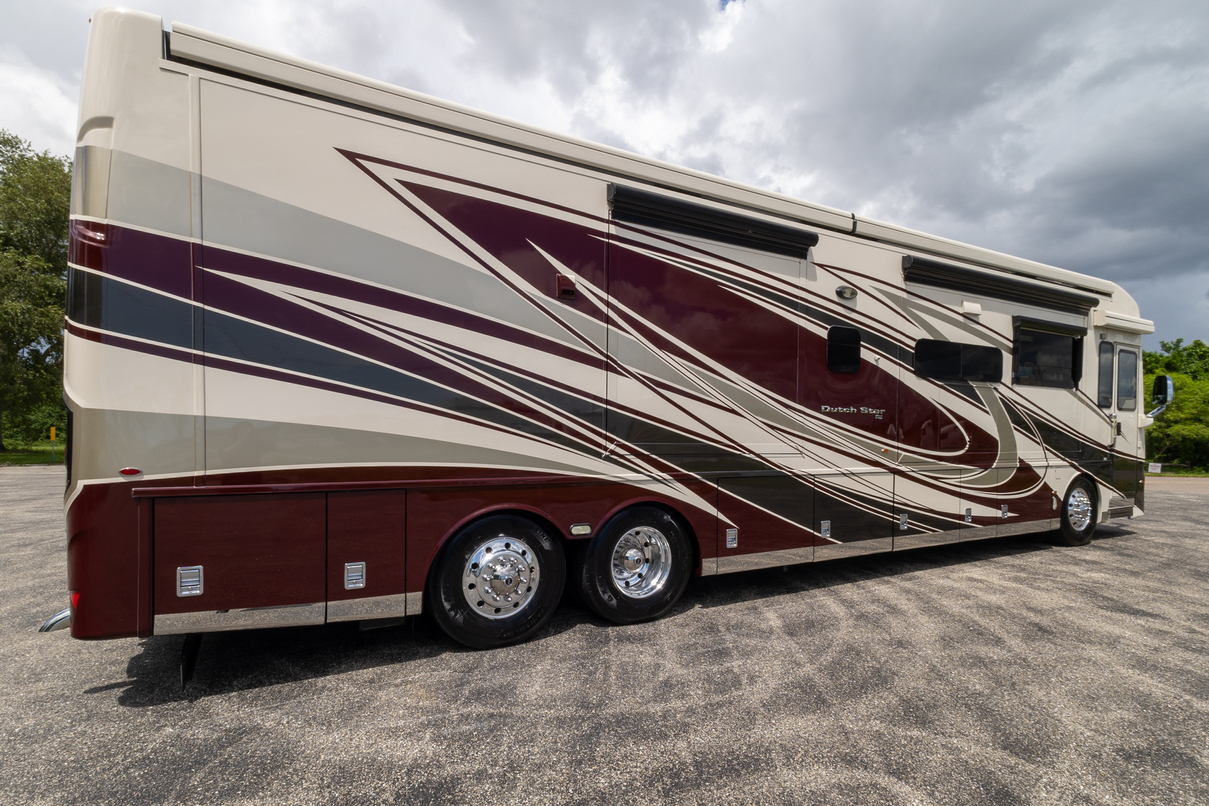 2021 Newmar Dutch Star 4369 gallery image-4