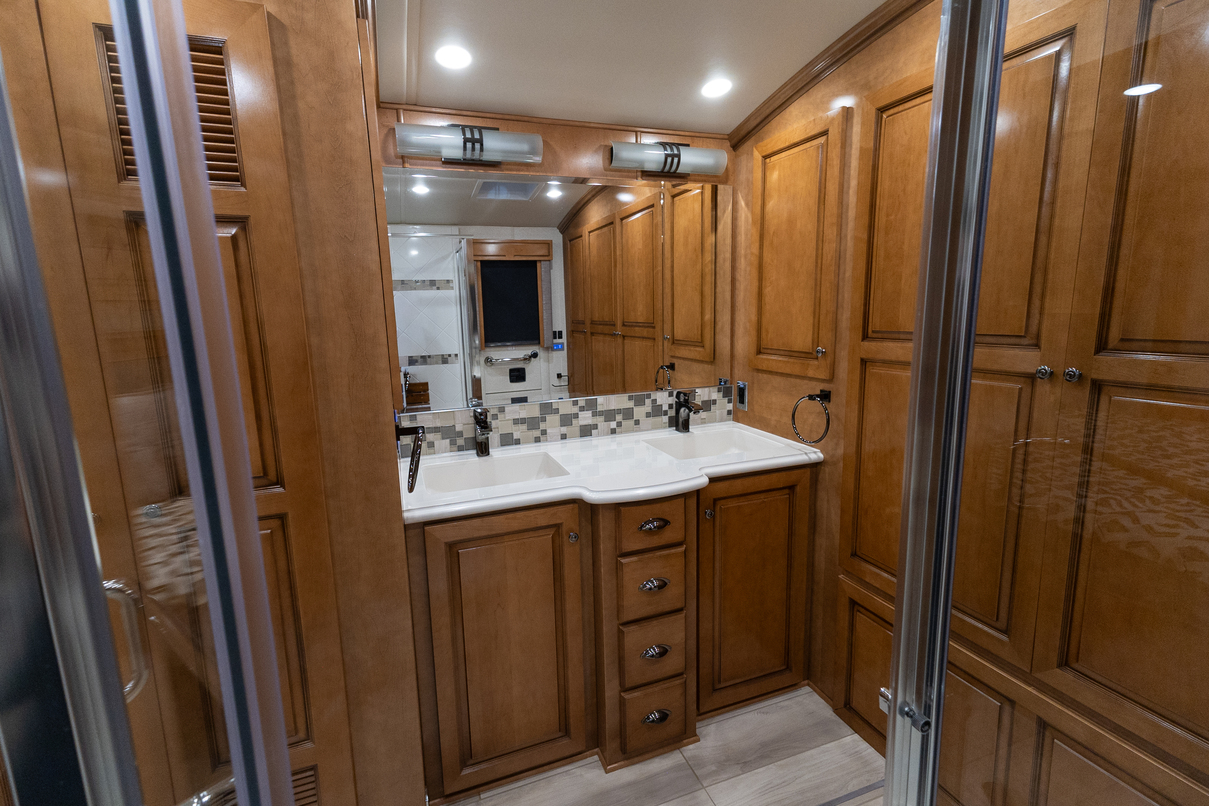 2021 Newmar Dutch Star 4369 gallery image-28