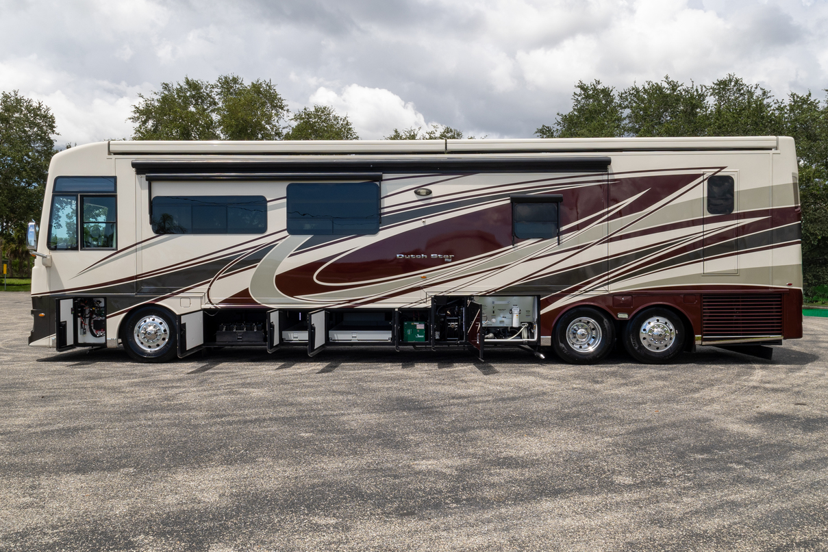 2021 Newmar Dutch Star 4369 gallery image-33