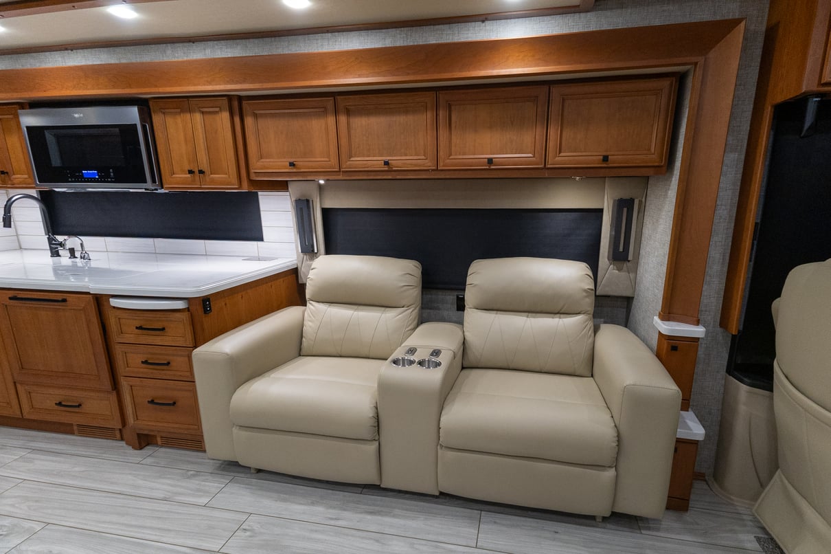 2023 Tiffin Allegro Bus 45 OPP gallery image-19