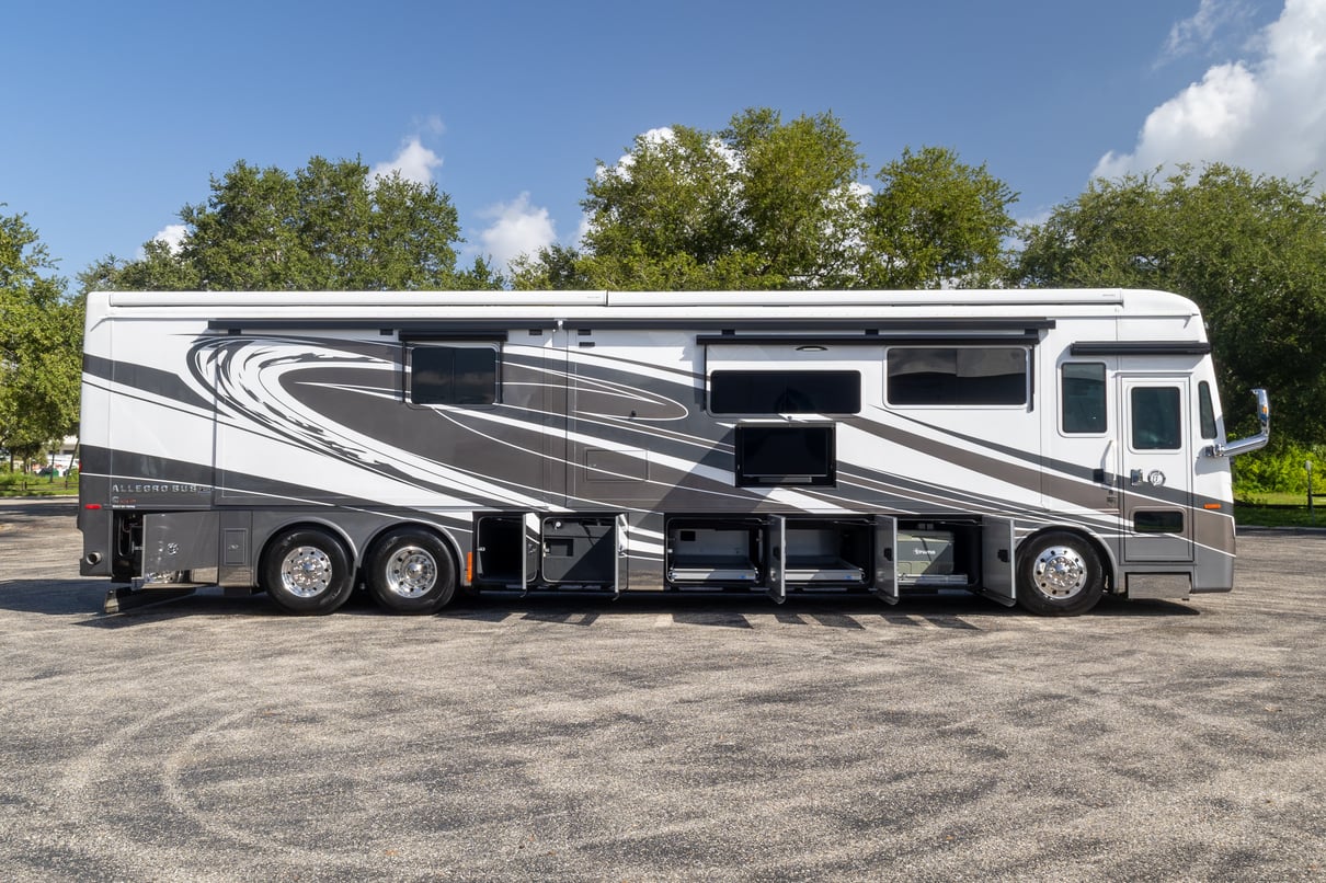2023 Tiffin Allegro Bus 45 OPP gallery image-35