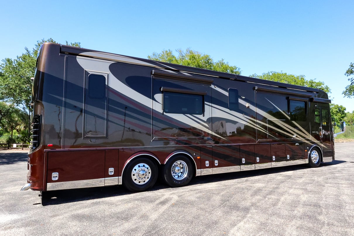 2017 Newmar King Aire 4584 gallery image-4