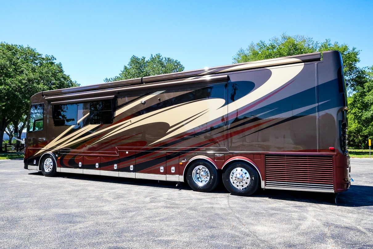 2017 Newmar King Aire 4584 gallery image-8