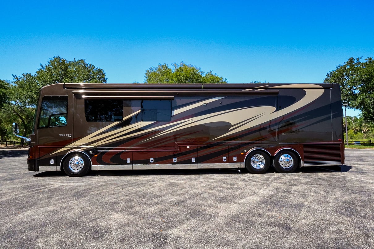 2017 Newmar King Aire 4584 gallery image-9