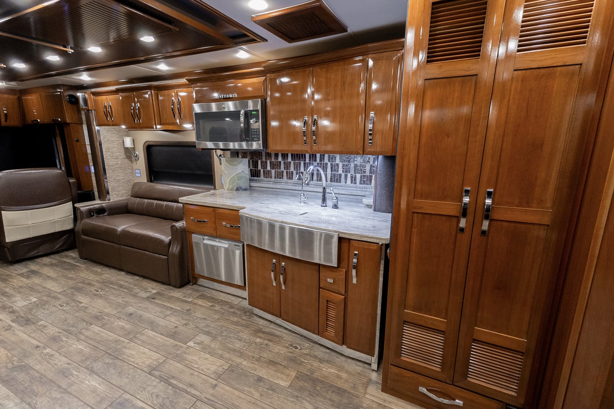 2017 Newmar King Aire 4584 gallery image-20