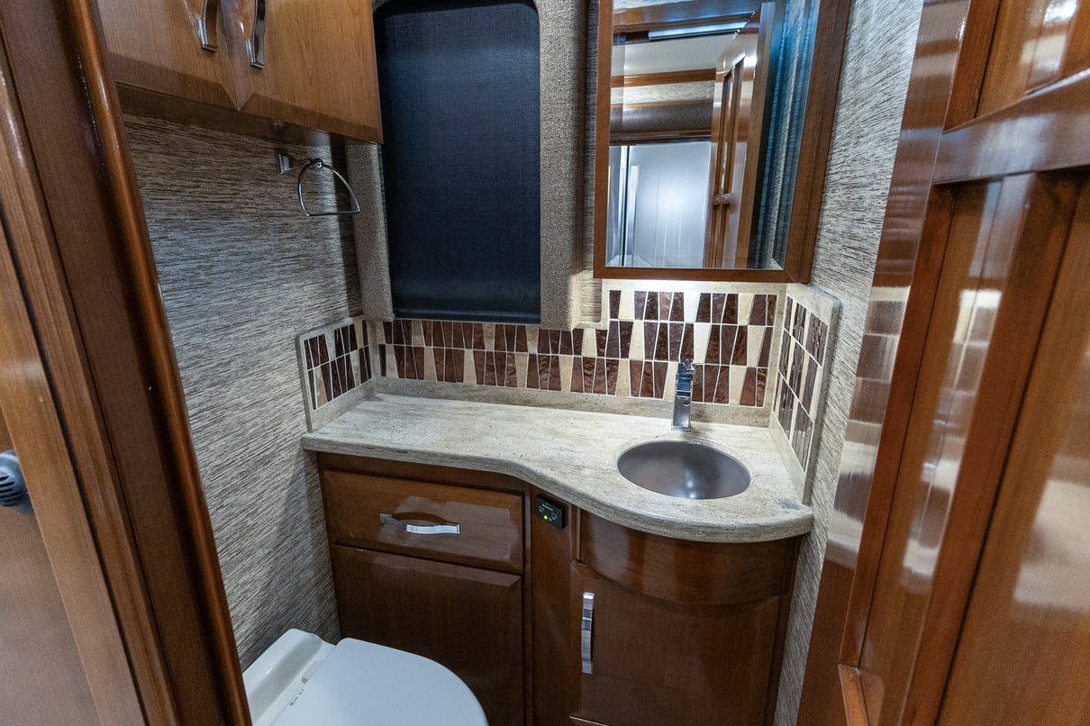 2017 Newmar King Aire 4584 gallery image-22