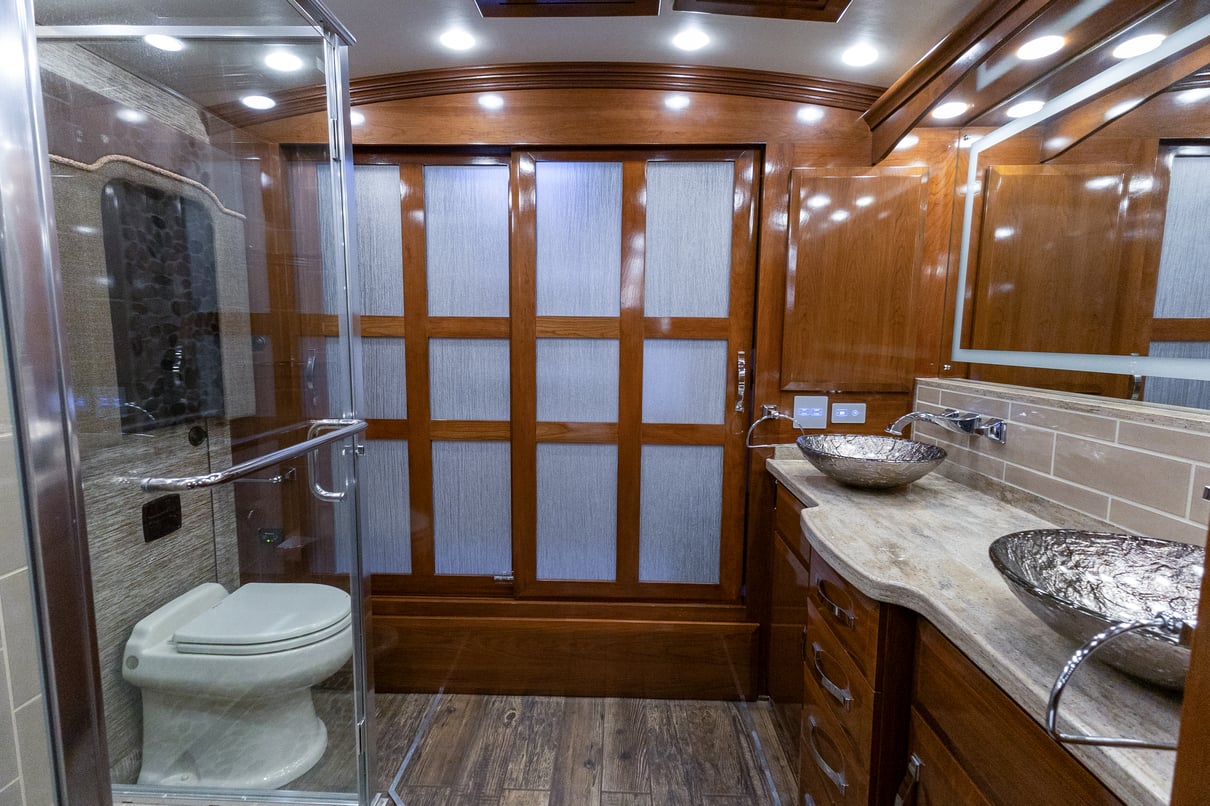 2017 Newmar King Aire 4584 gallery image-28
