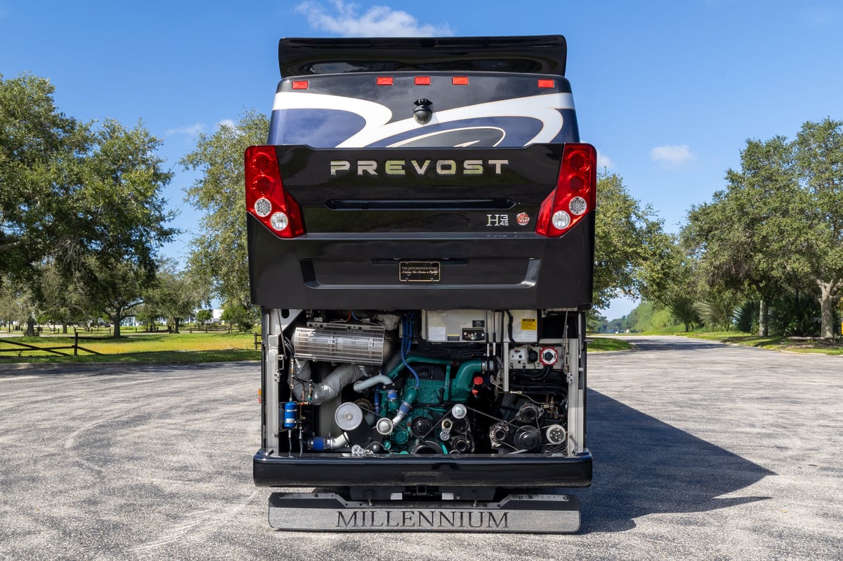 2018 Prevost Millennium H3 45 gallery image-50