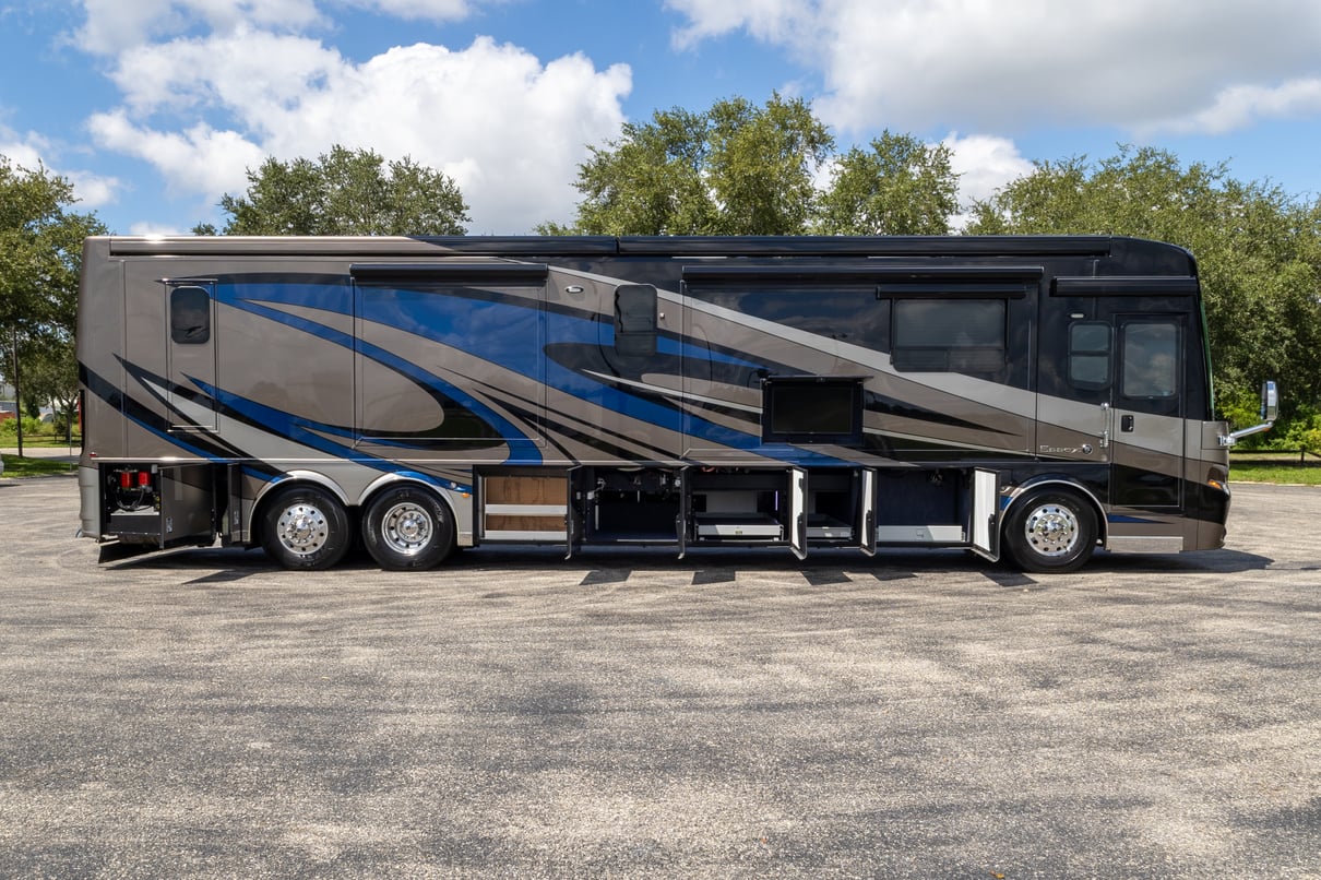 2018 Newmar Essex 4531 gallery image-32