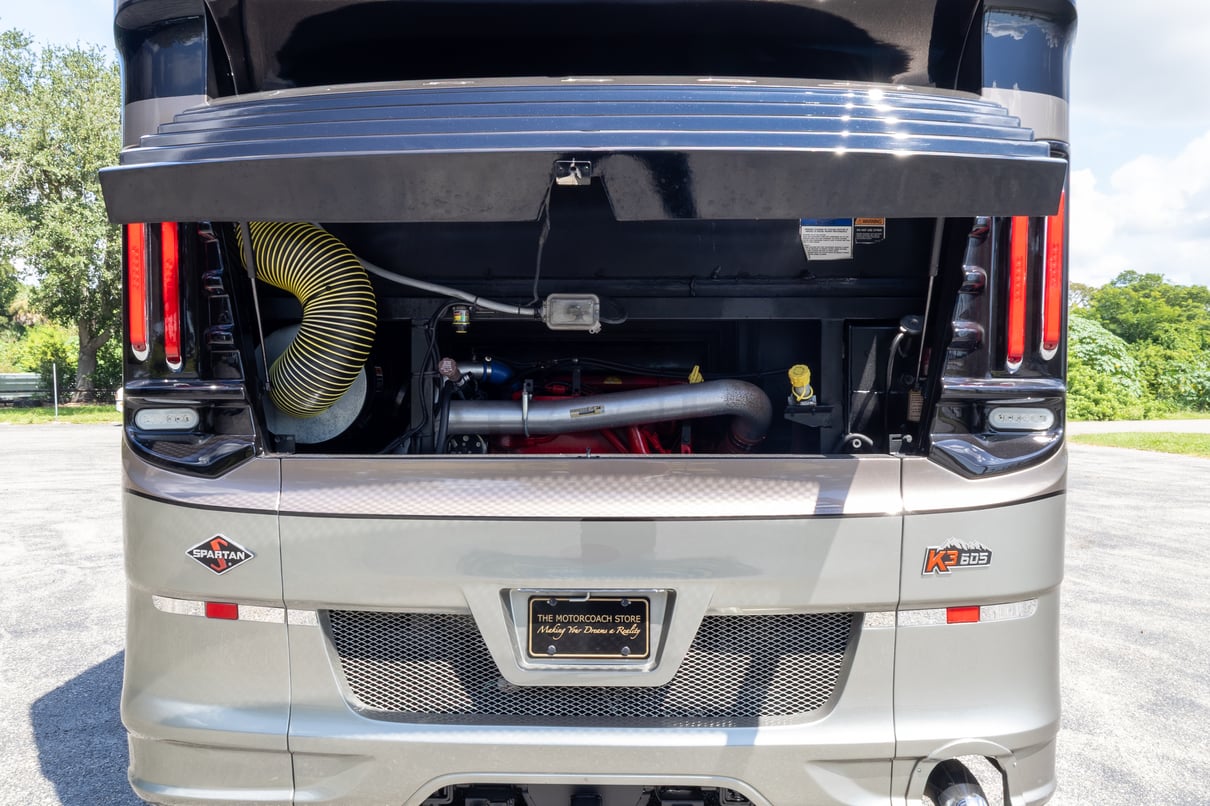 2018 Newmar Essex 4531 gallery image-50