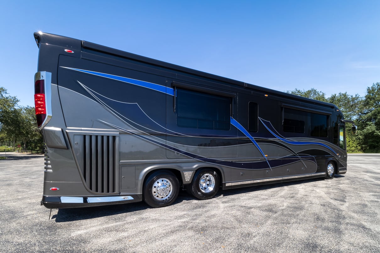 2015 Newell 2020P gallery image-4