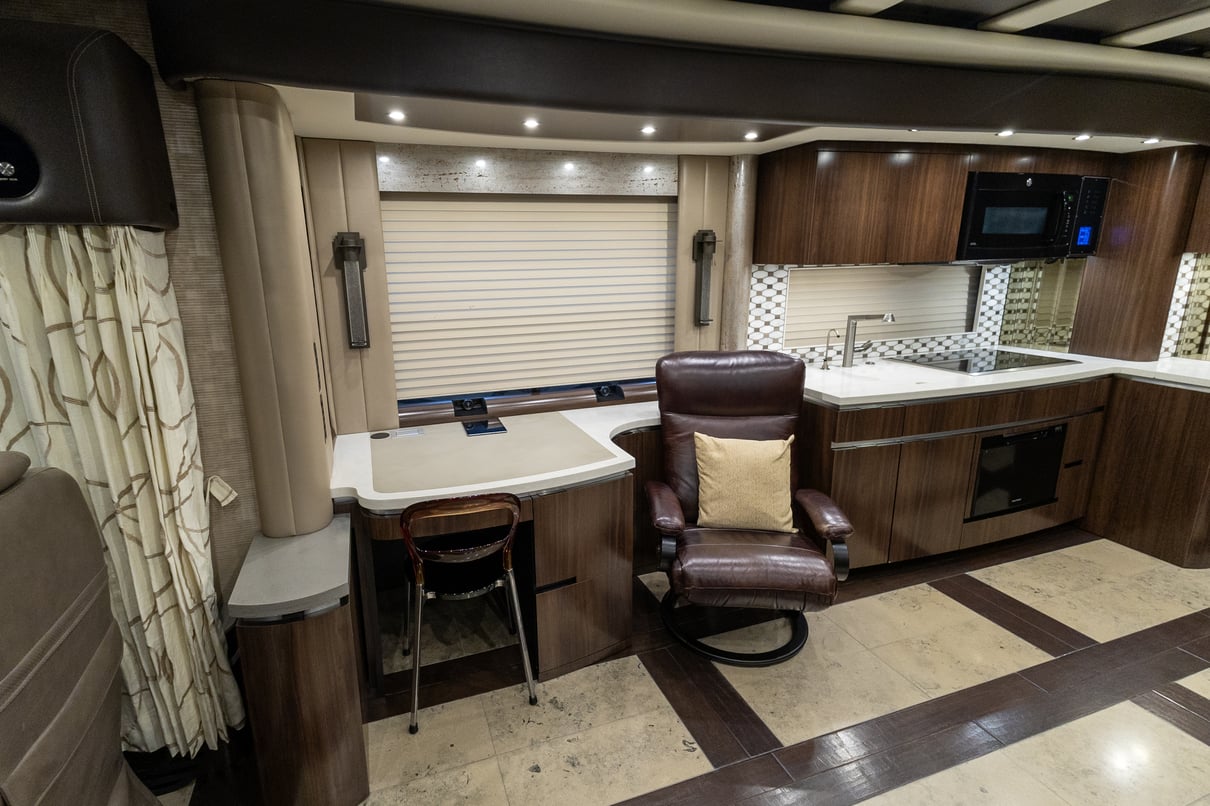 2015 Newell 2020P gallery image-17