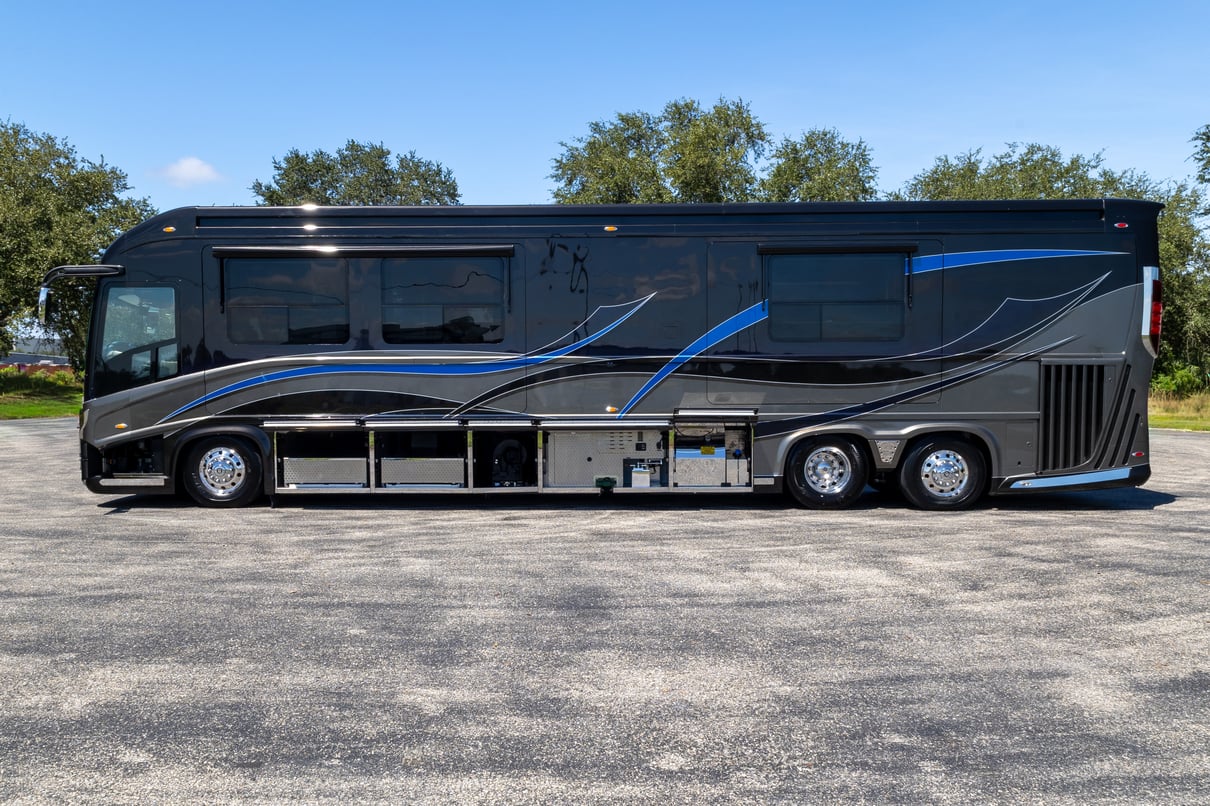 2015 Newell 2020P gallery image-31