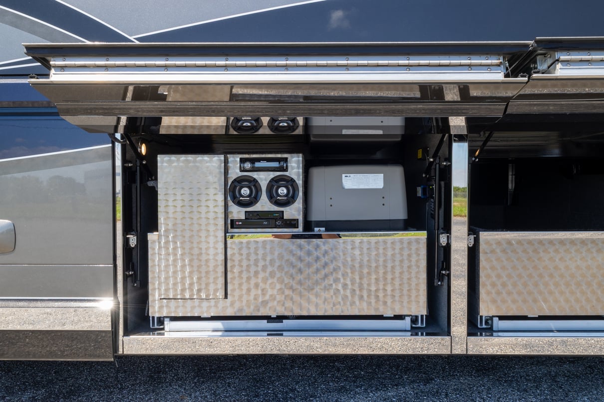 2015 Newell 2020P gallery image-35