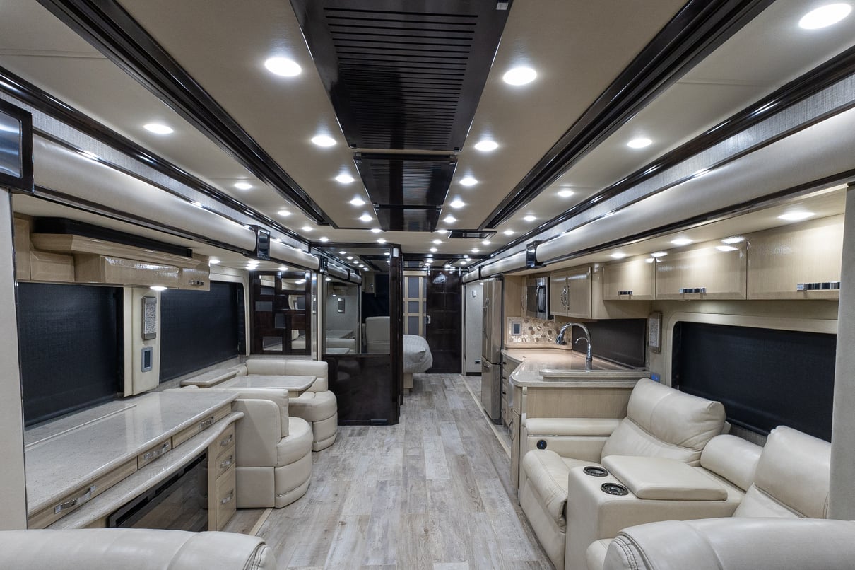 2020 Newmar King Aire 4533 gallery image-14