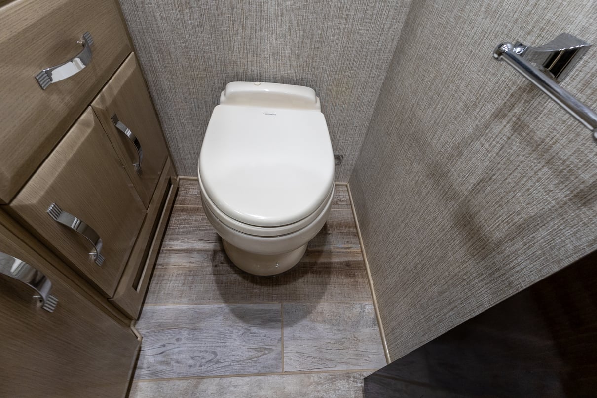 2020 Newmar King Aire 4533 gallery image-23