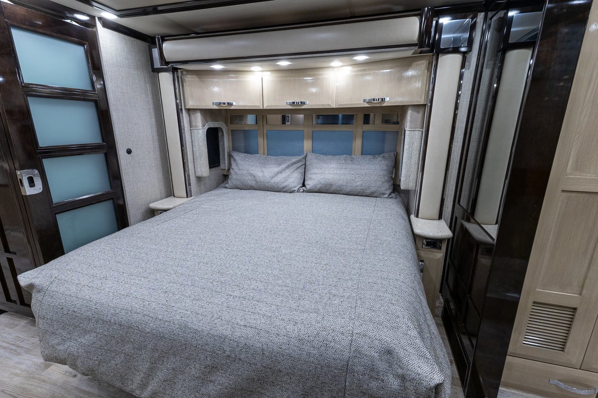 2020 Newmar King Aire 4533 gallery image-26