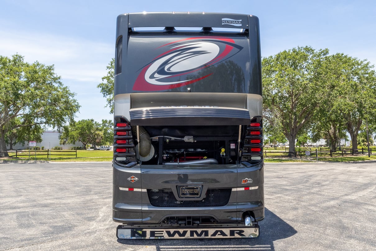 2020 Newmar King Aire 4533 gallery image-45