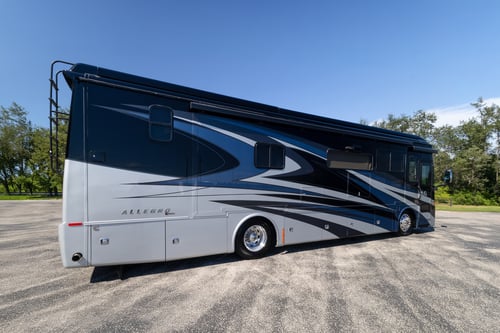 2022 Tiffin Allegro Red 37BA
