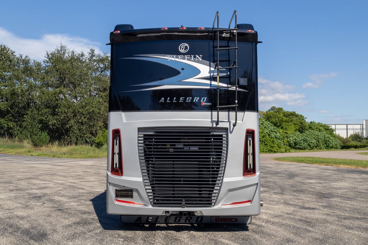 2022 Tiffin Allegro Red 37BA gallery image-6