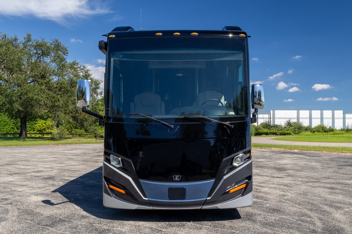 2022 Tiffin Allegro Red 37BA gallery image-12
