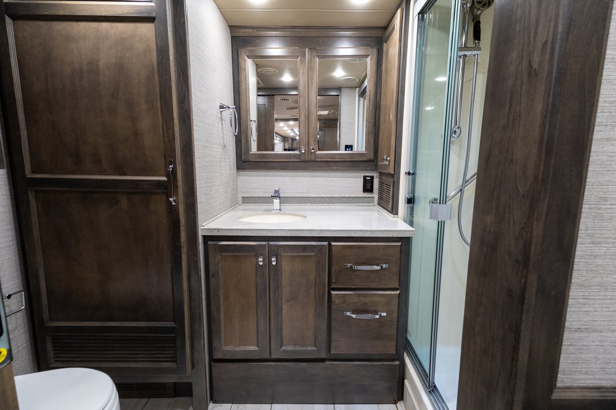 2022 Tiffin Allegro Red 37BA gallery image-28