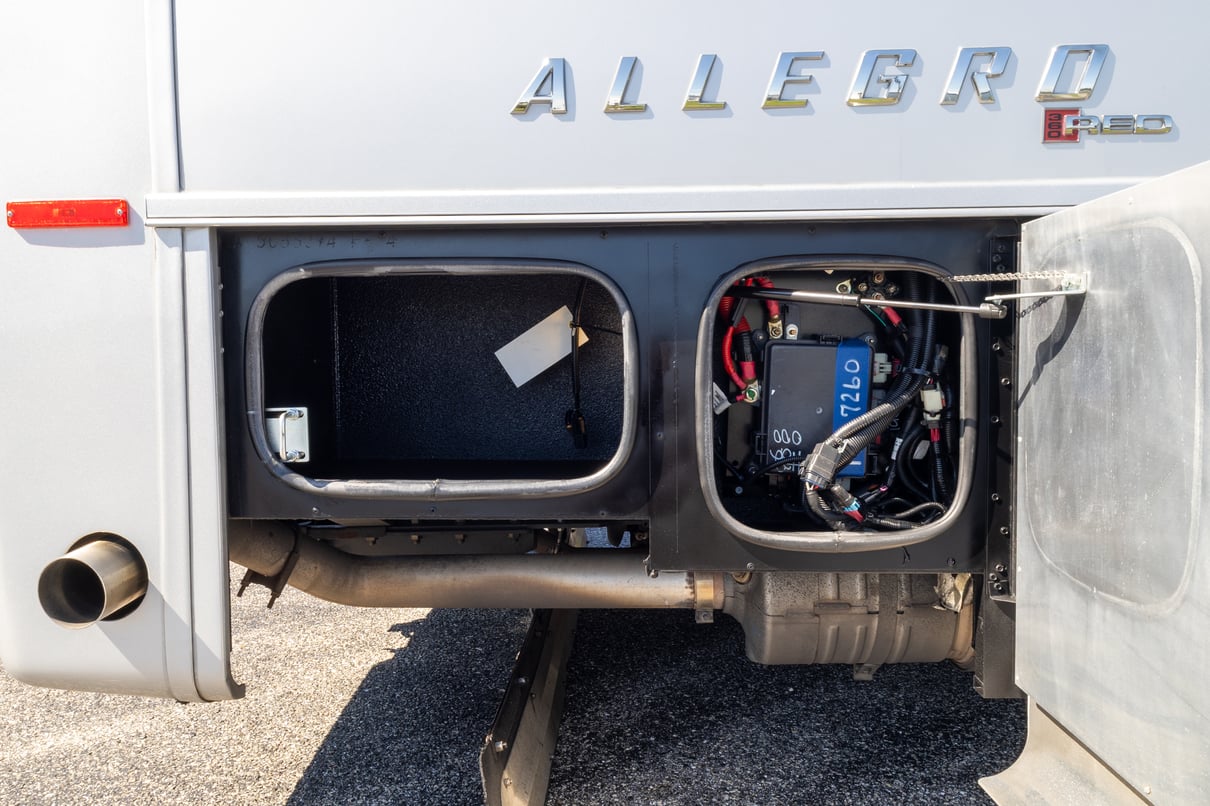 2022 Tiffin Allegro Red 37BA gallery image-34