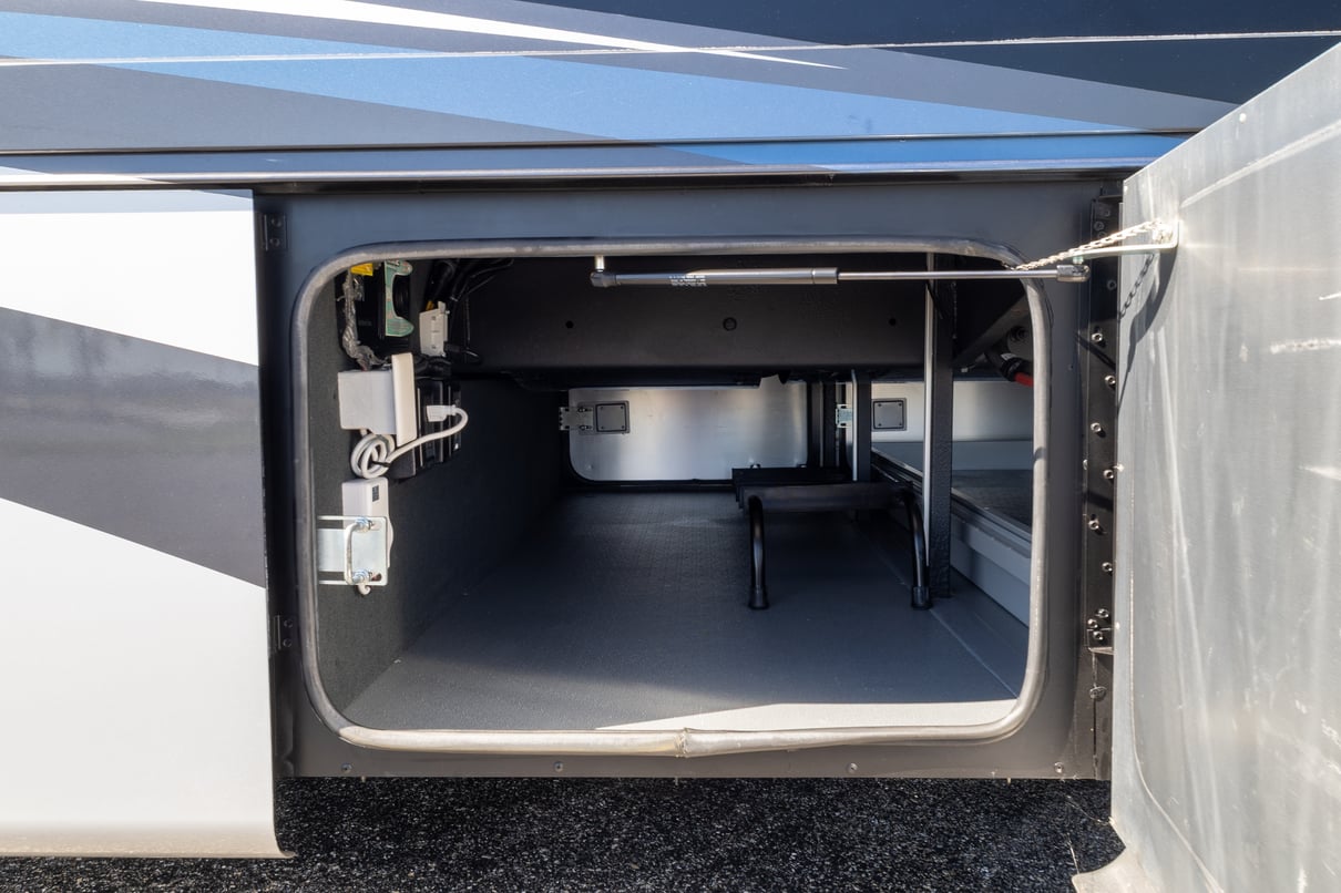 2022 Tiffin Allegro Red 37BA gallery image-37