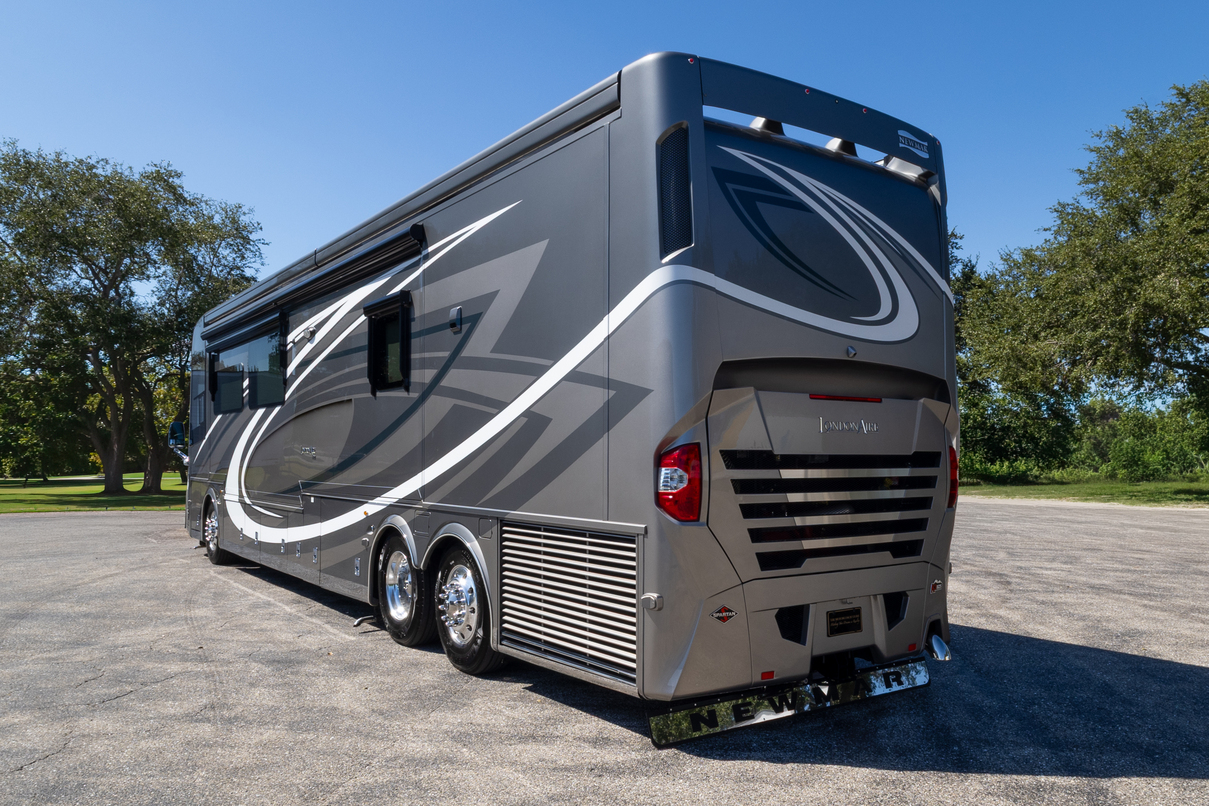 2023 Newmar London Aire 4551 gallery image-7
