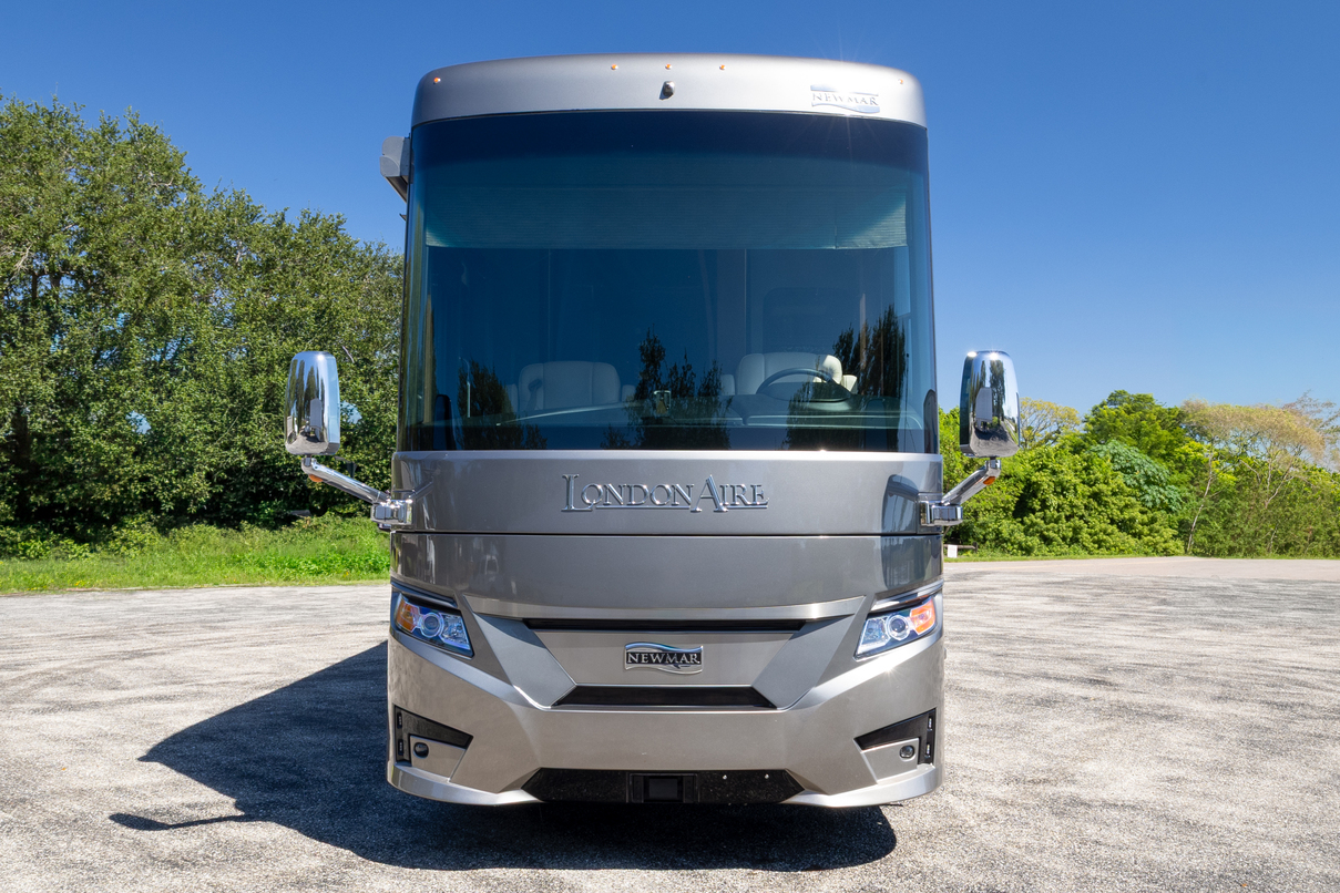 2023 Newmar London Aire 4551 gallery image-12
