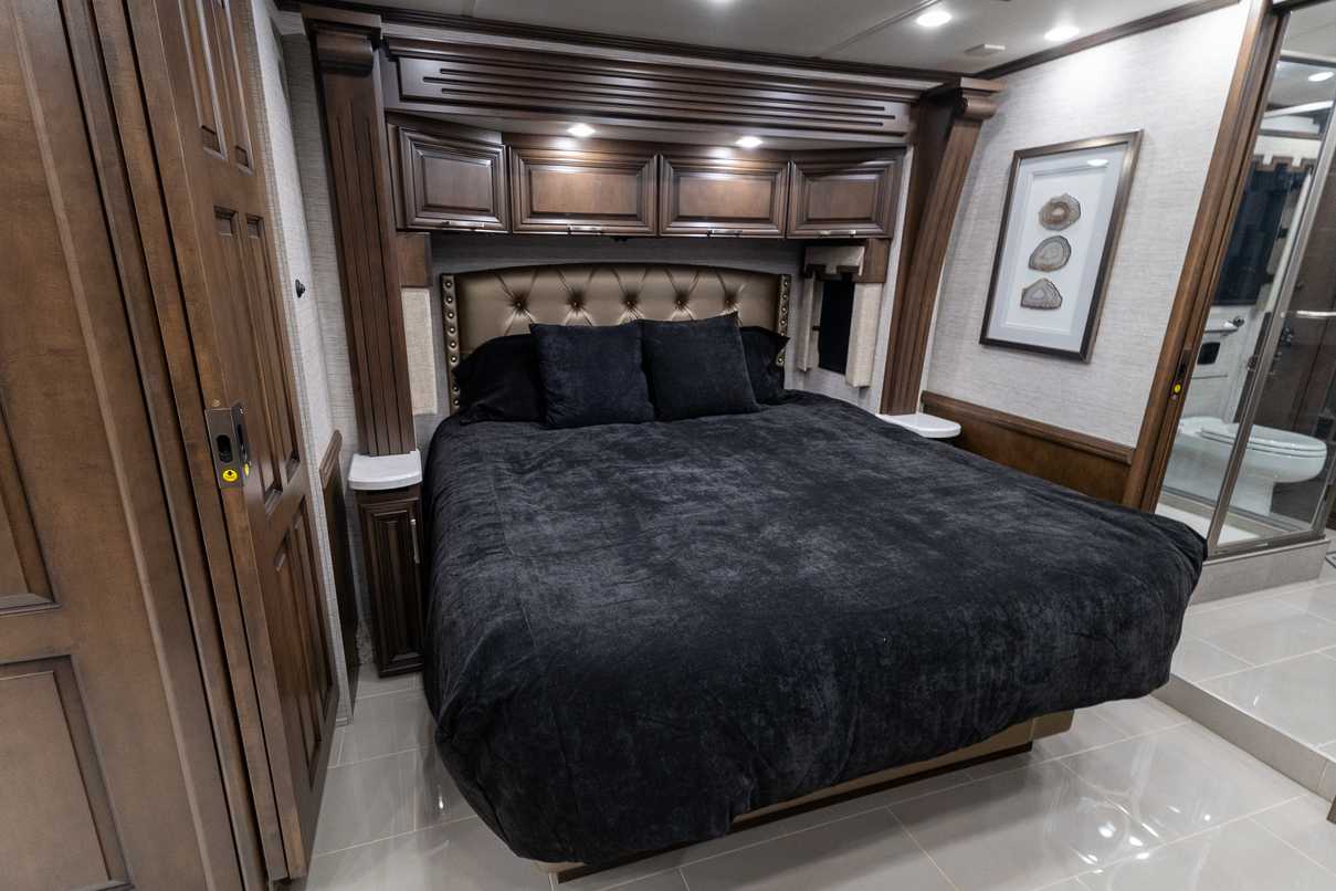 2023 Newmar London Aire 4551 gallery image-25