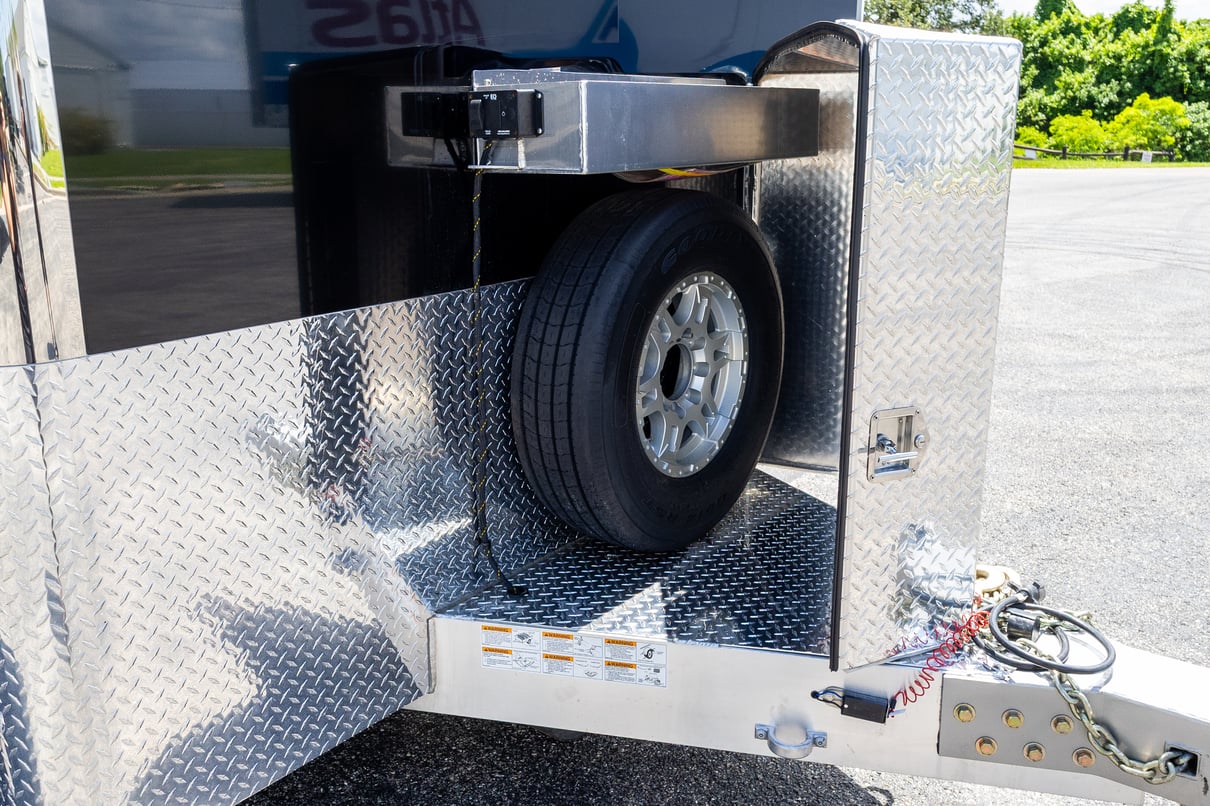 2026 Featherlite 24' Stacker Trailer 4414 gallery image-7