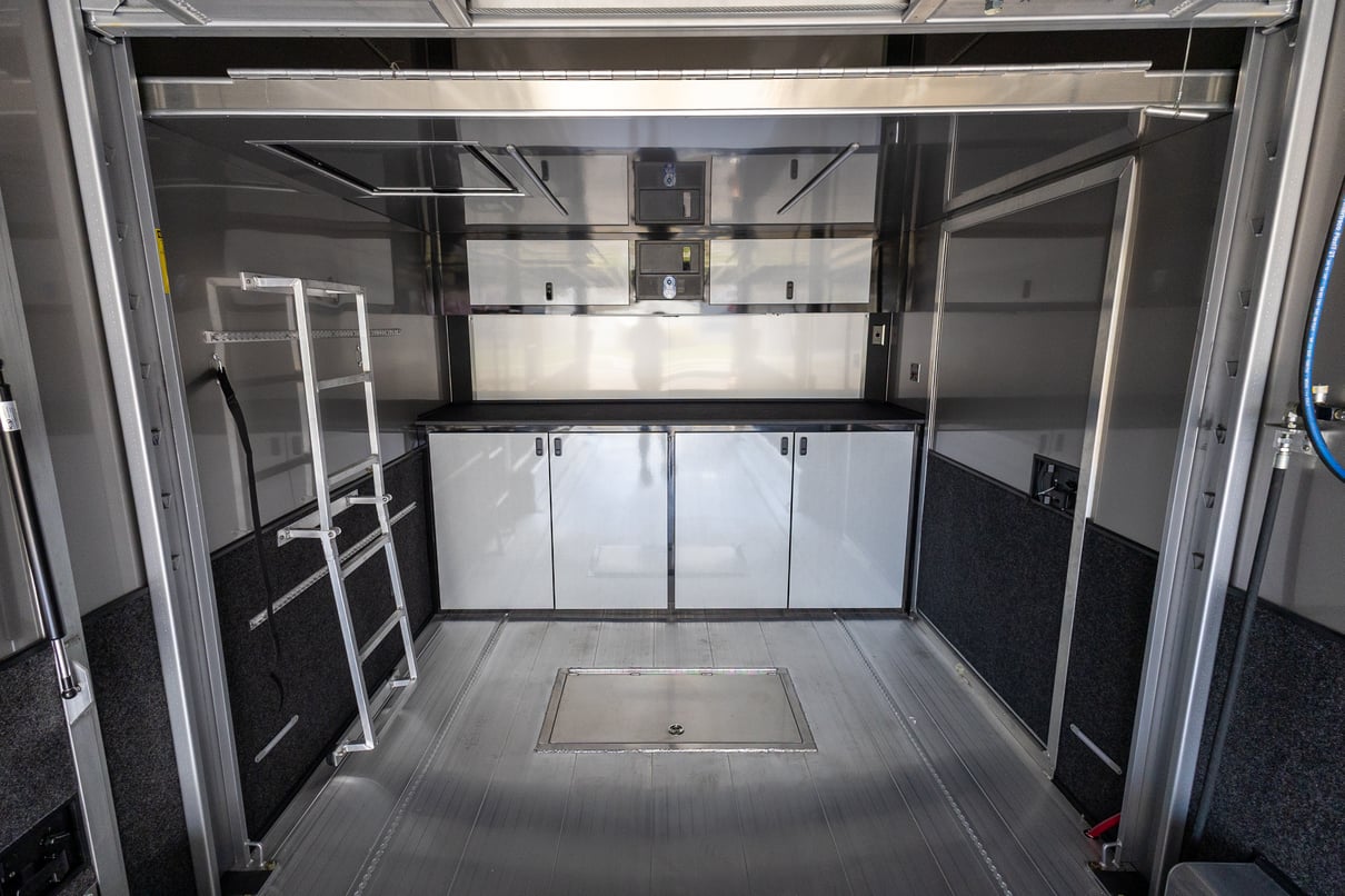 2026 Featherlite 24' Stacker Trailer 4414 gallery image-16