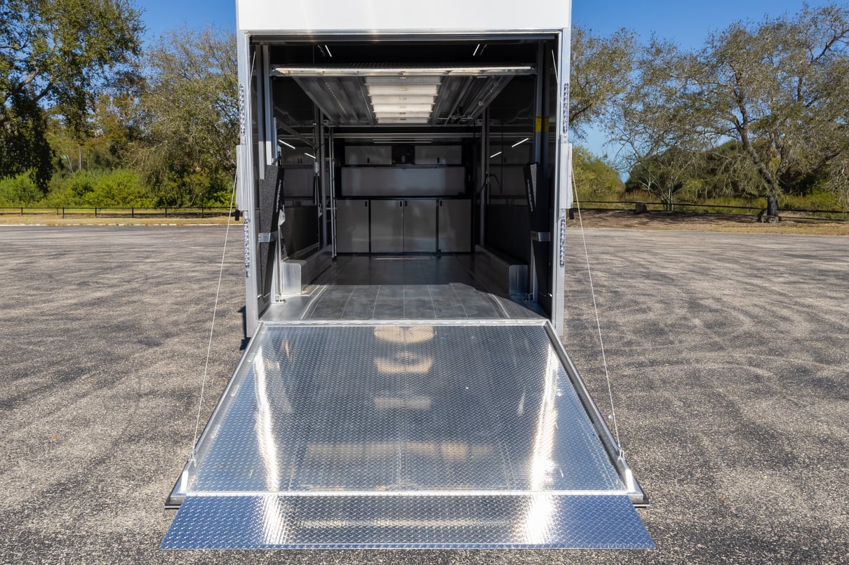2026 Featherlite 24' Stacker Trailer 4414 gallery image-18