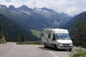 Four Benefits of Owning a Motor Home During a Pandemic