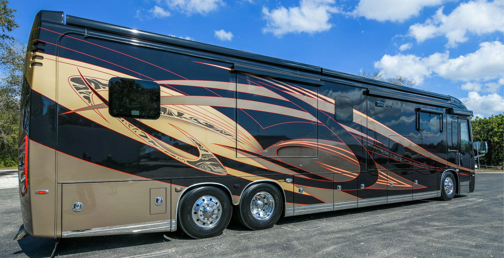 Arriba 54+ imagen the motor coach store